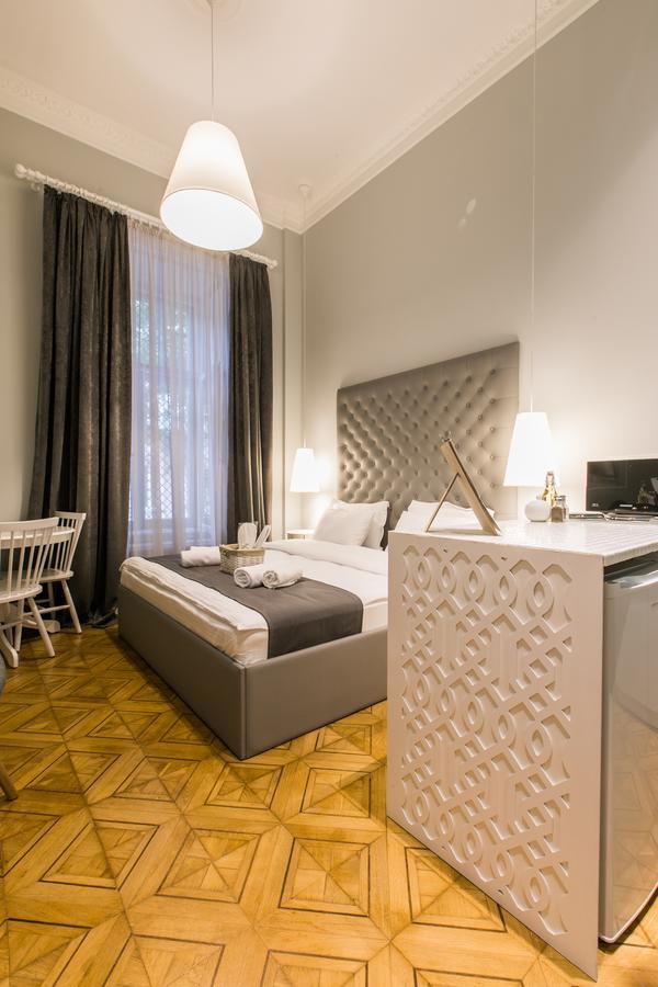 Kuxos Machabeli 1 Studio Apartment Tbilisi Bagian luar foto